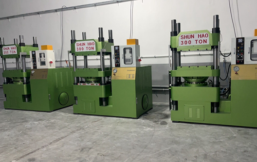 300 ton melamine molding machine